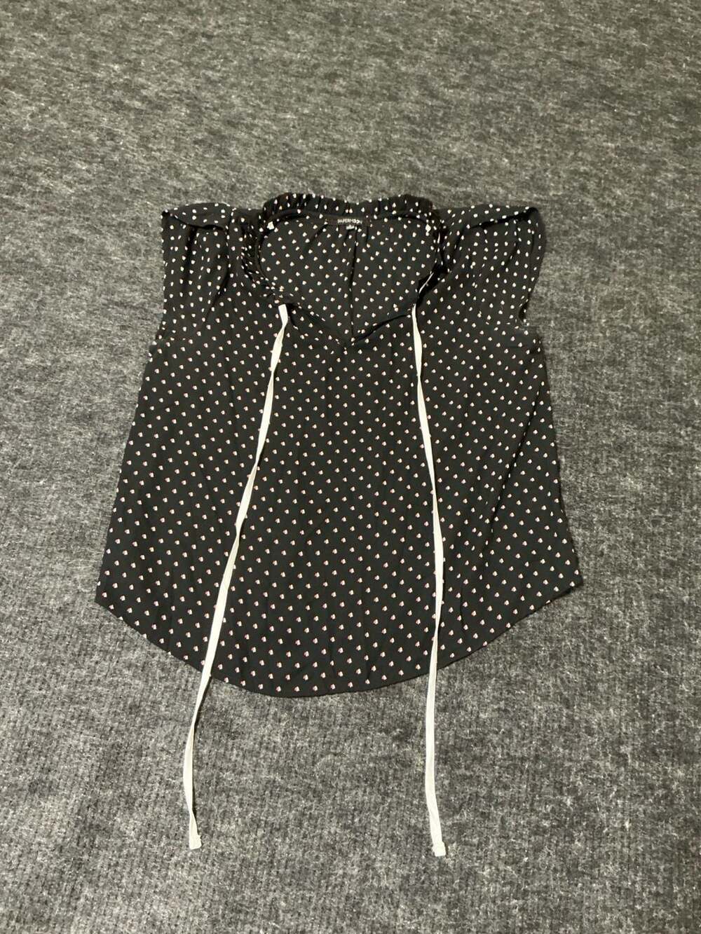 Paper Moon Black and Pink Polka Dot Ruffle Neck Tie Front Sleeveless Blouse Top